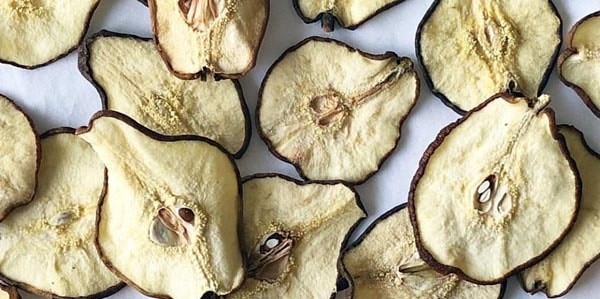 کالری گلابی خشک و تأثیر آن بر رژیم غذایی