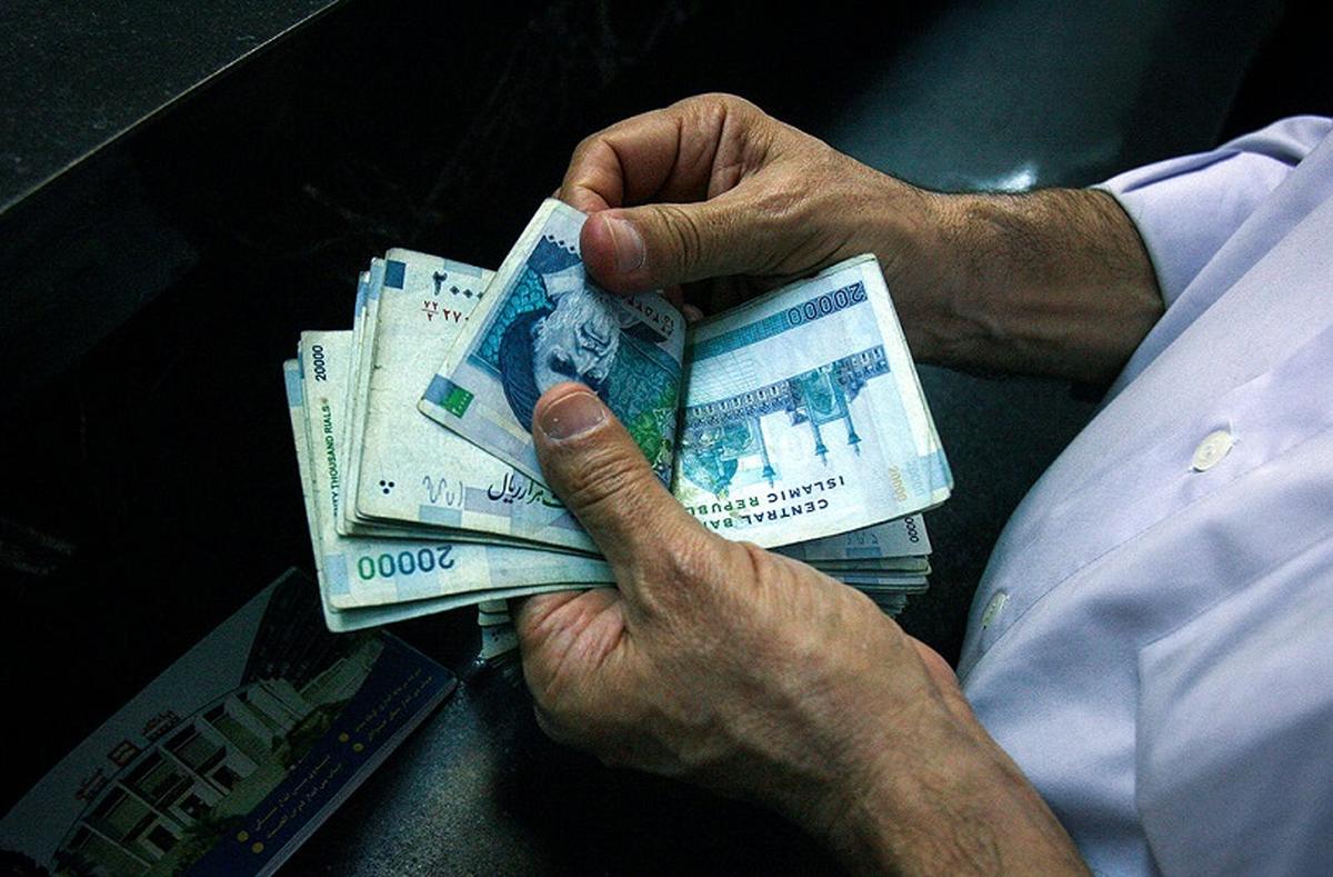 d9bed988d9842bd8a7d8b3daa9d986d8a7d8b3-1 پرداخت فوق العاده خاص کارمندان مشروط شد